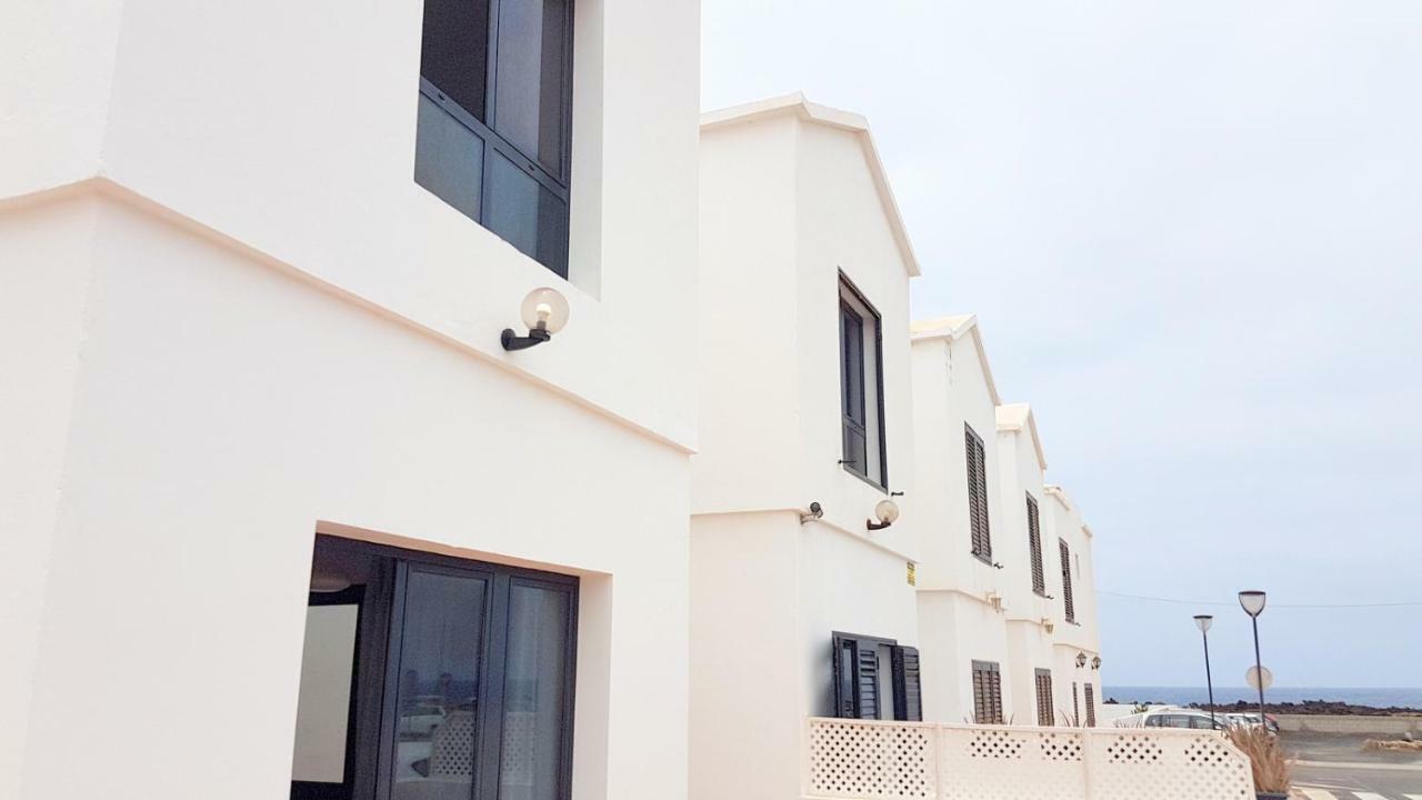 Villa The White House Orzola Exterior foto